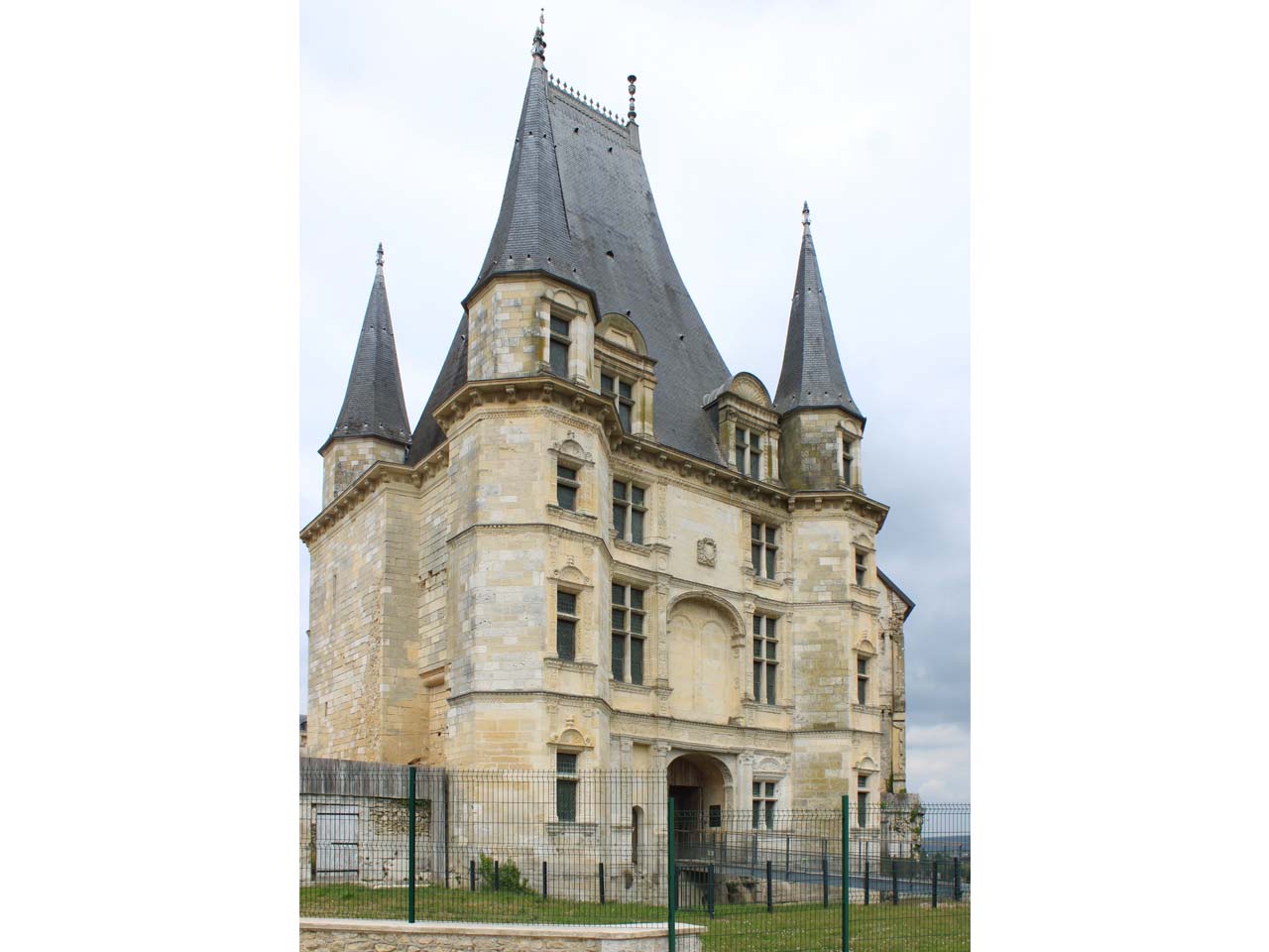 Le-chateau-de-Gaillon-8